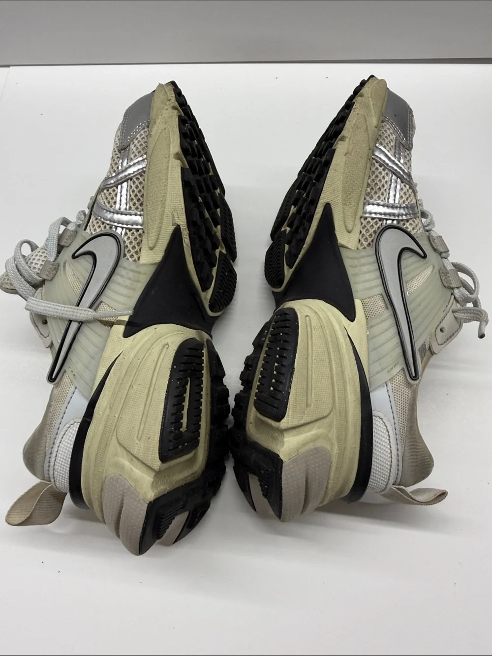Used Nike V2K Run Women's athletic shoes Size 6